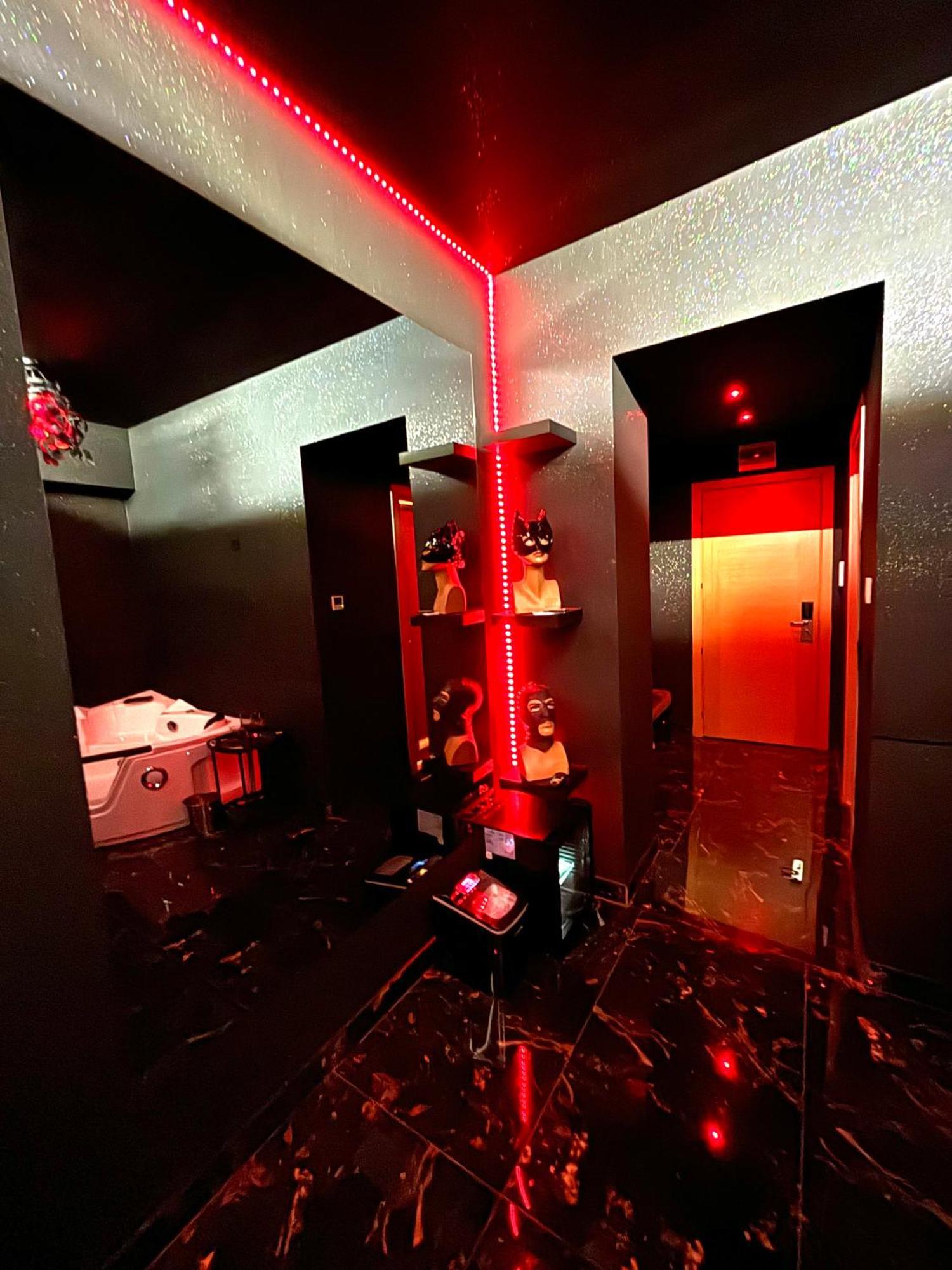 Romeo Nights - Love Rooms - Adults Only Bukareszt Zewnętrze zdjęcie